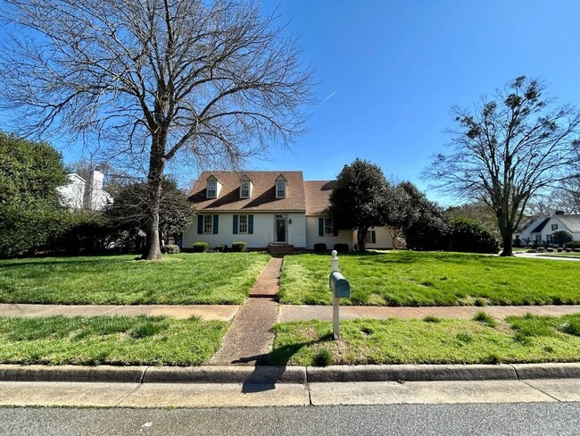 3142 Harvesttime Crescent in Chesapeake, VA - Building Photo - Building Photo