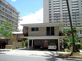 2212 Aloha Dr Apartments