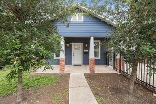 2515 Delafield St in Houston, TX - Building Photo