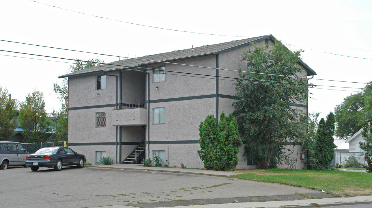 3010 N Stone St in Spokane, WA - Building Photo