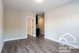 701 W Brompton Ave in Chicago, IL - Building Photo - Building Photo