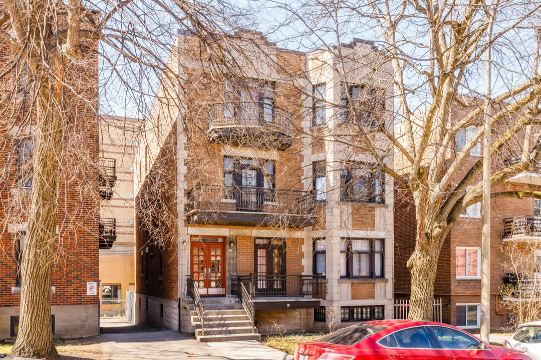 5546 Gatineau Av in Montréal, QC - Building Photo