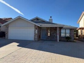 4724 Loma de Cobre Dr in El Paso, TX - Building Photo