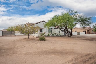 10335 N Tall Cotton Dr in Marana, AZ - Building Photo - Building Photo