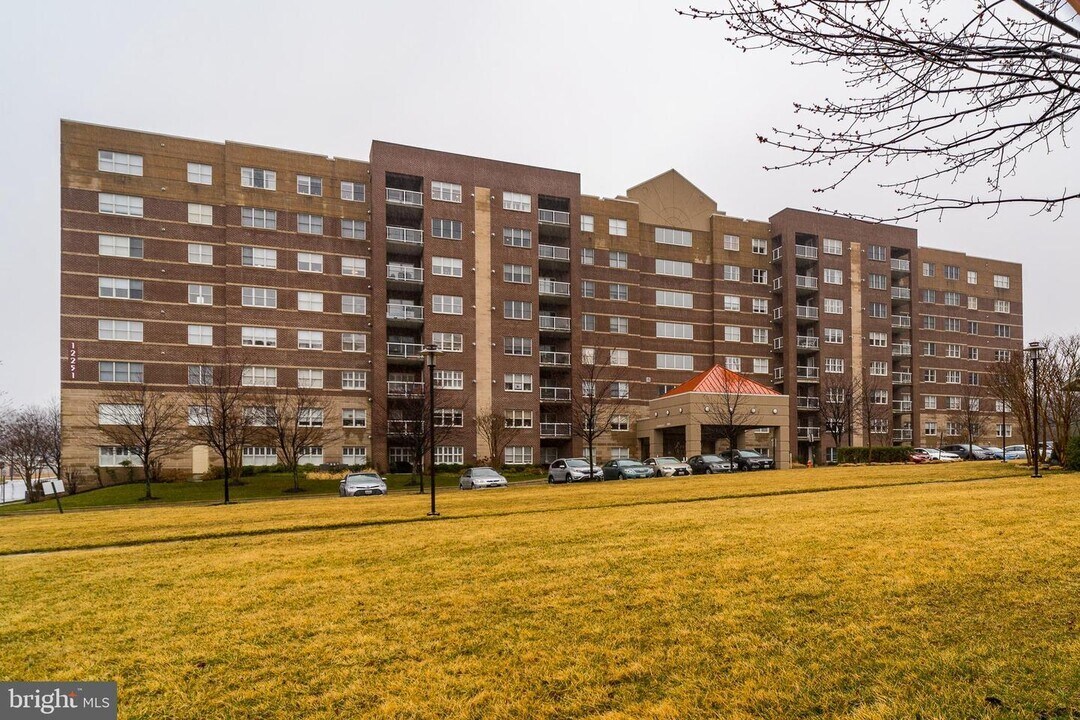 12251 Roundwood Rd in Lutherville Timonium, MD - Building Photo