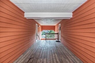 2514 Sussex Ct in Mount Laurel, NJ - Foto de edificio - Building Photo