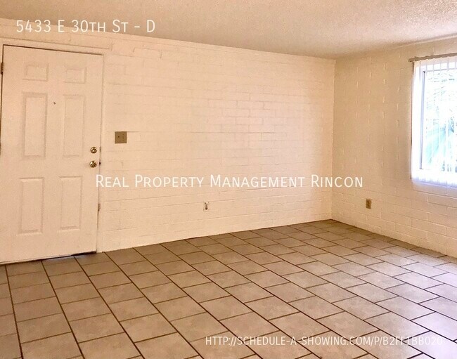 5433 E 30th St-Unit -D in Tucson, AZ - Foto de edificio - Building Photo