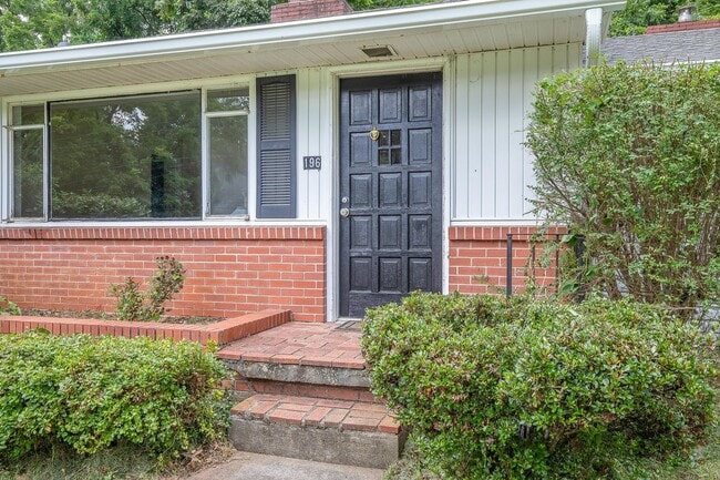 196 Morningside Dr in Asheville, NC - Building Photo - Building Photo