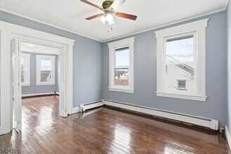 70 Valley St in South Orange, NJ - Building Photo - Building Photo