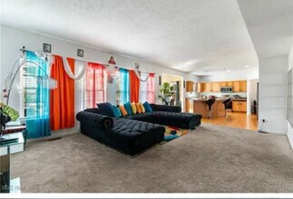 1614 Bellview St NE in Canton, OH - Building Photo - Building Photo