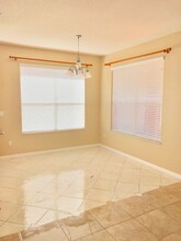 4654 Redmond Pl in Sanford, FL - Foto de edificio - Building Photo