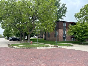 Minden Apartment Homes and Xmas City in Minden, NE - Building Photo - Building Photo