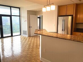 610 Newark St. in Hoboken, NJ - Building Photo - Building Photo