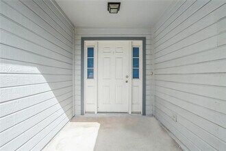 2207 Settlers Trail in Orlando, FL - Building Photo - Building Photo