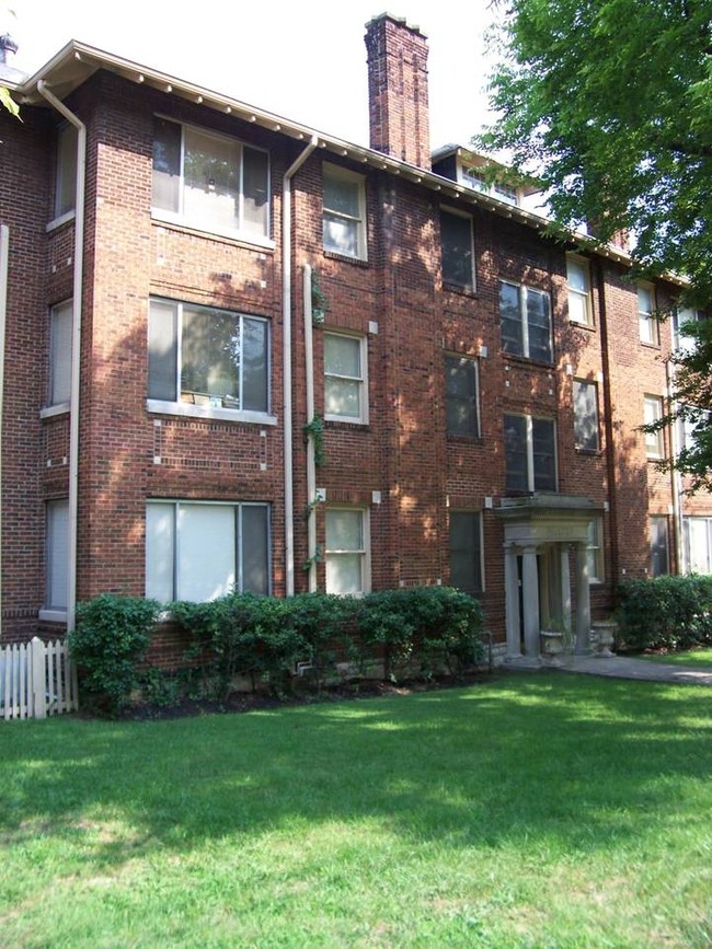 Hilltop Apartments in Nashville, TN - Foto de edificio - Building Photo