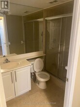 3880 Duke of York Blvd in Mississauga, ON - Building Photo - Building Photo