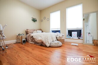 9 Glencoe St, Unit 203 in Boston, MA - Foto de edificio - Building Photo