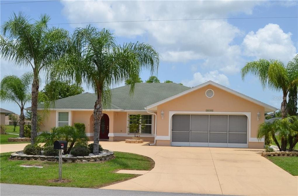 26506 Copiapo Cir in Punta Gorda, FL - Building Photo
