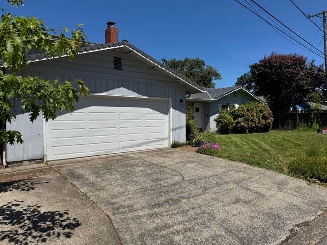 1527 Balboa St in Eugene, OR - Building Photo - Building Photo