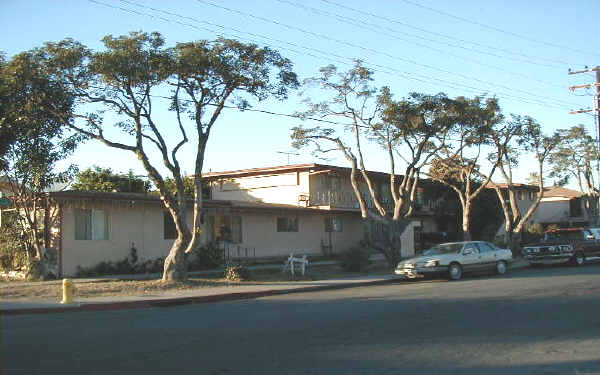 3607 Sanborn Ave in Lynwood, CA - Foto de edificio