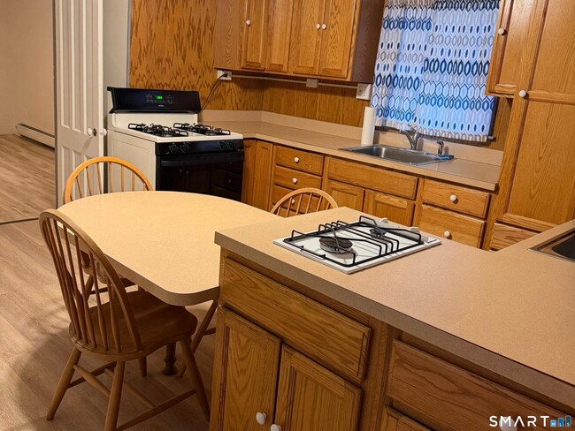 17 1st Ave in Waterbury, CT - Building Photo - Building Photo