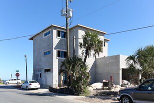 311 OceanShore Blvd in Flagler Beach, FL - Building Photo