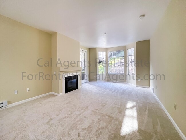 property at 260 Caldecott Ln