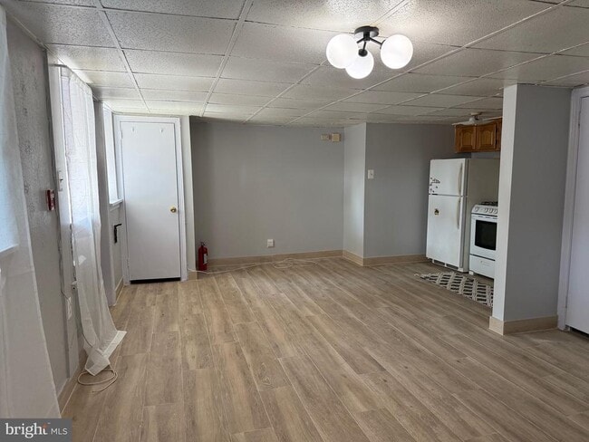 1041 Fanshawe St in Philadelphia, PA - Building Photo - Building Photo