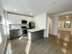 61 Joy St, Unit 3F in Boston, MA - Building Photo