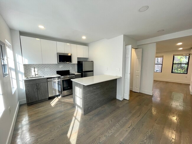 61 Joy St, Unit 3F