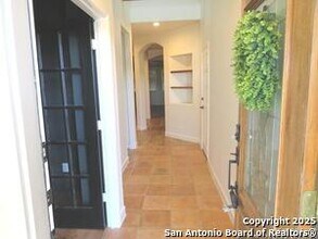 137 Conway Castle Dr in New Braunfels, TX - Building Photo - Building Photo