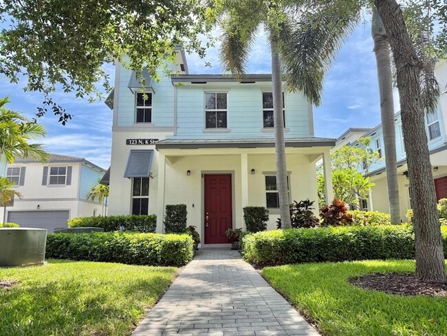 property at 123 N K St