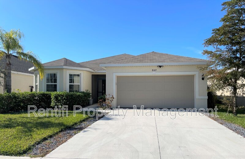 8109 Gopher Tortoise Trail in Lehigh Acres, FL - Building Photo