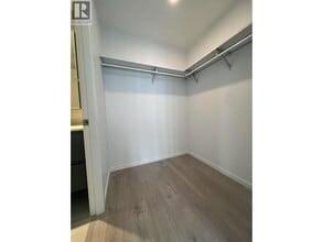 6808 Minoru Blvd in Richmond, BC - Building Photo - Building Photo