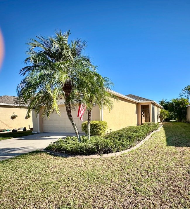 11901 Tempest Harbor Loop in Venice, FL - Building Photo - Building Photo
