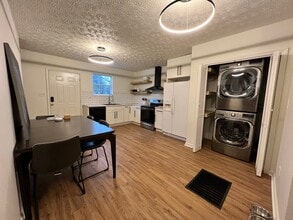 127 W Franklin St, Unit 3 in Alcoa, TN - Building Photo - Building Photo