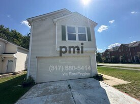 346 Atherton Dr in Carmel, IN - Building Photo