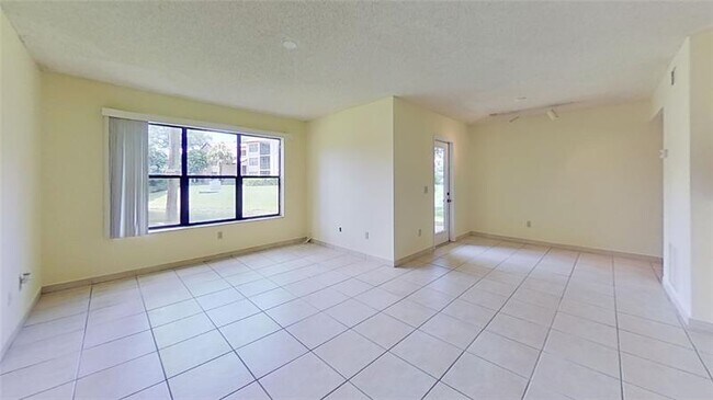 1820 Harrison St in Hollywood, FL - Building Photo - Building Photo