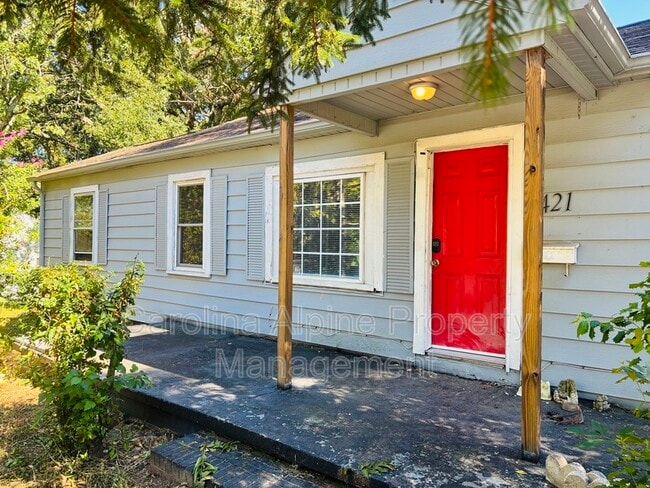1421 W Walnut Ave in Gastonia, NC - Building Photo - Building Photo