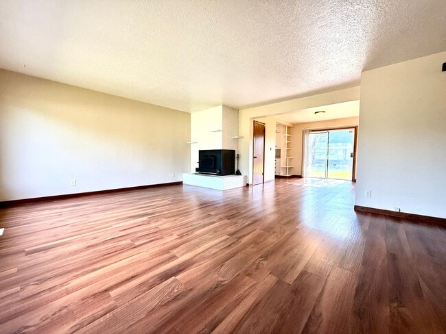 property at 2804 SE 136th Ave