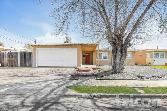 property at 2754 Mayfair Ave