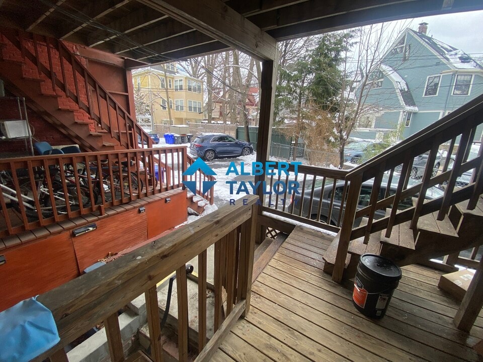 13 Perry St, Unit 1 in Brookline, MA - Building Photo