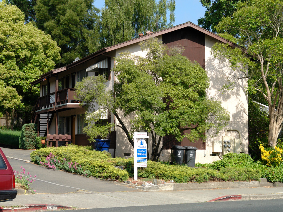 620-626 Main St in Sebastopol, CA - Building Photo