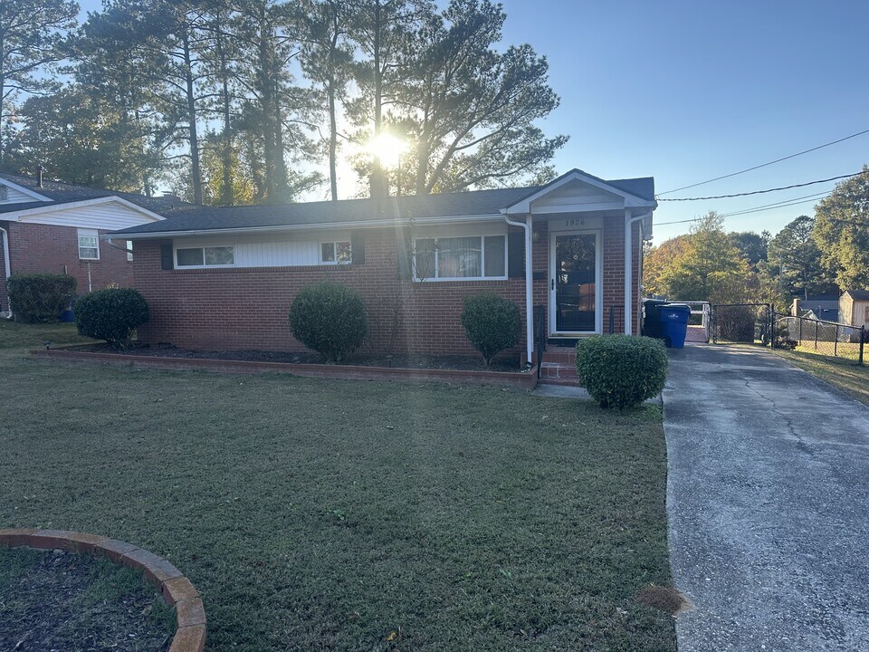 1926 Boaz Rd in Raleigh, NC - Building Photo