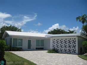 2009 SE 26th Ave in Fort Lauderdale, FL - Foto de edificio - Building Photo