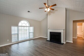 4949 Lake Park Ln in Acworth, GA - Building Photo - Building Photo