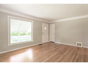 3708 Xenia Ave N in Minneapolis, MN - Building Photo - Building Photo