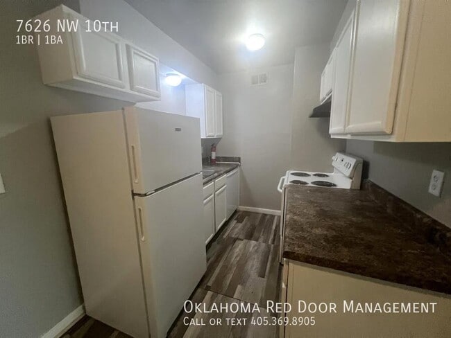 7626 NW 10th-