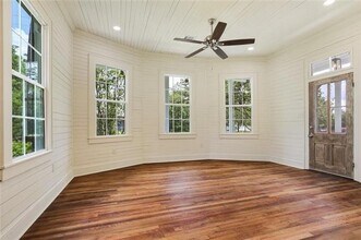 821 W 26th Ave in Covington, LA - Foto de edificio - Building Photo