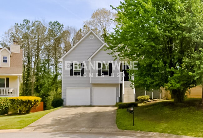 2757 Sanibel Ln SE